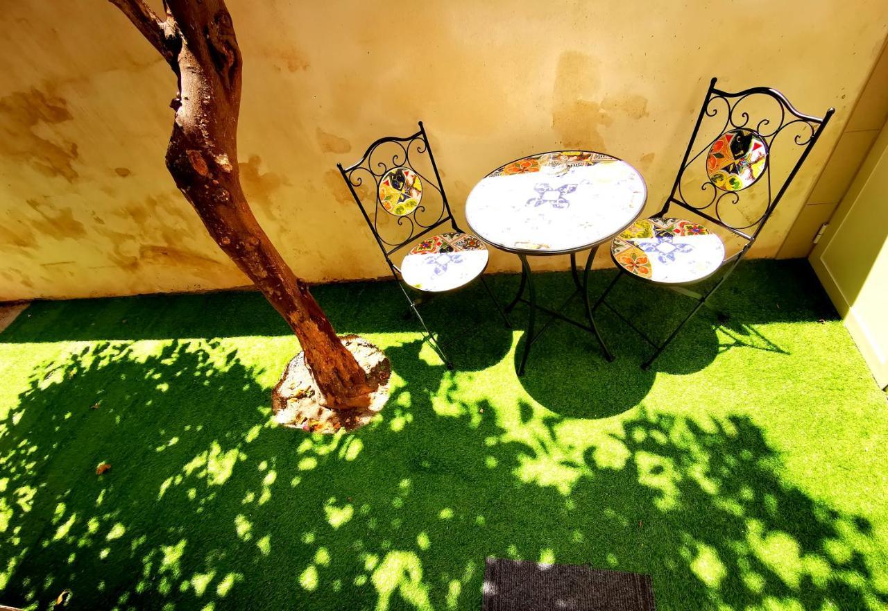Guru House B&B Apartments ミラッツォ エクステリア 写真