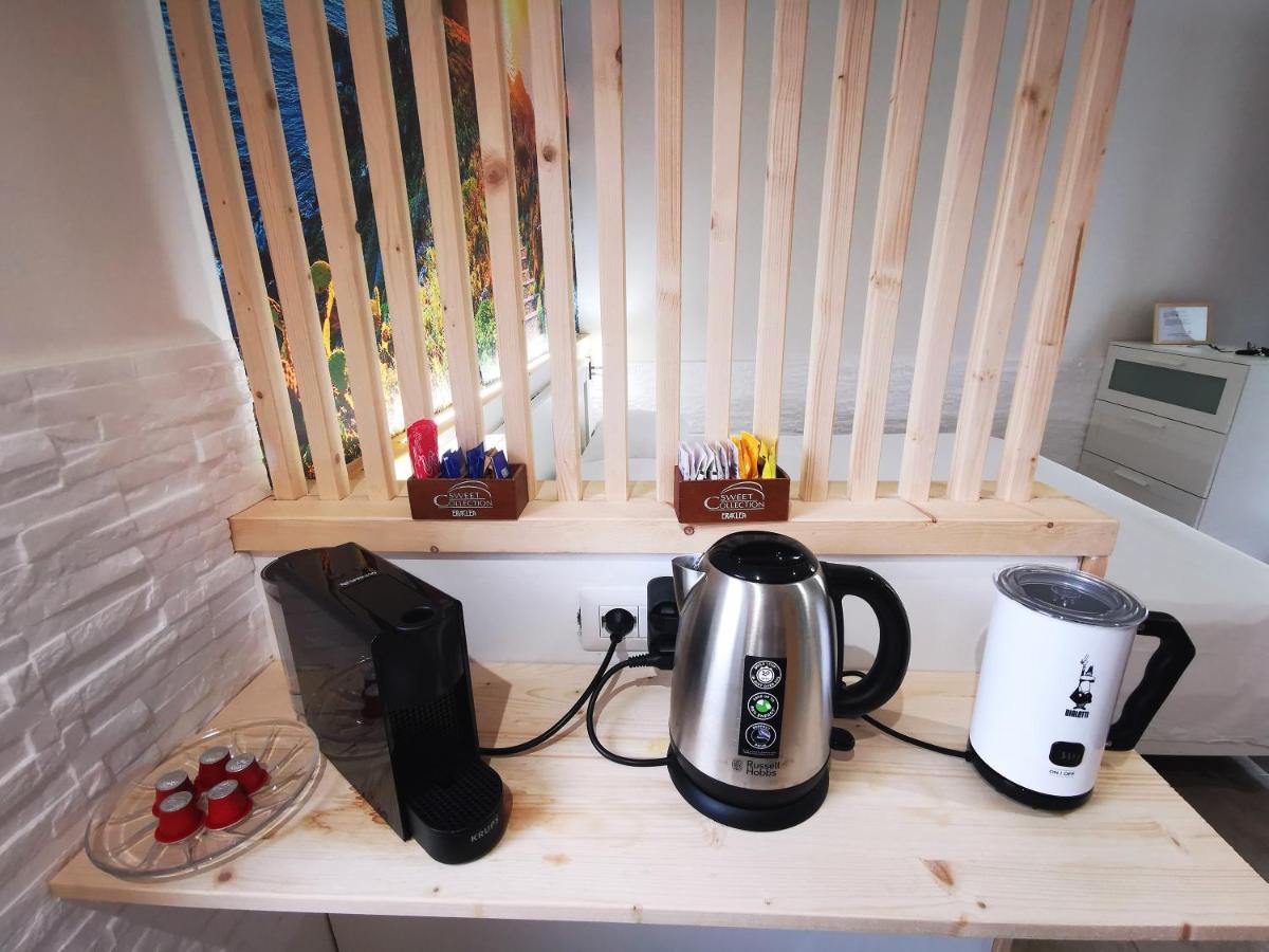 Guru House B&B Apartments ミラッツォ エクステリア 写真